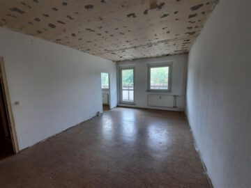 2-Raum-Wohnung mit Balkon und 2 Monate KM frei bei eigenständiger Renovierung, 01917 Kamenz, Etagenwohnung